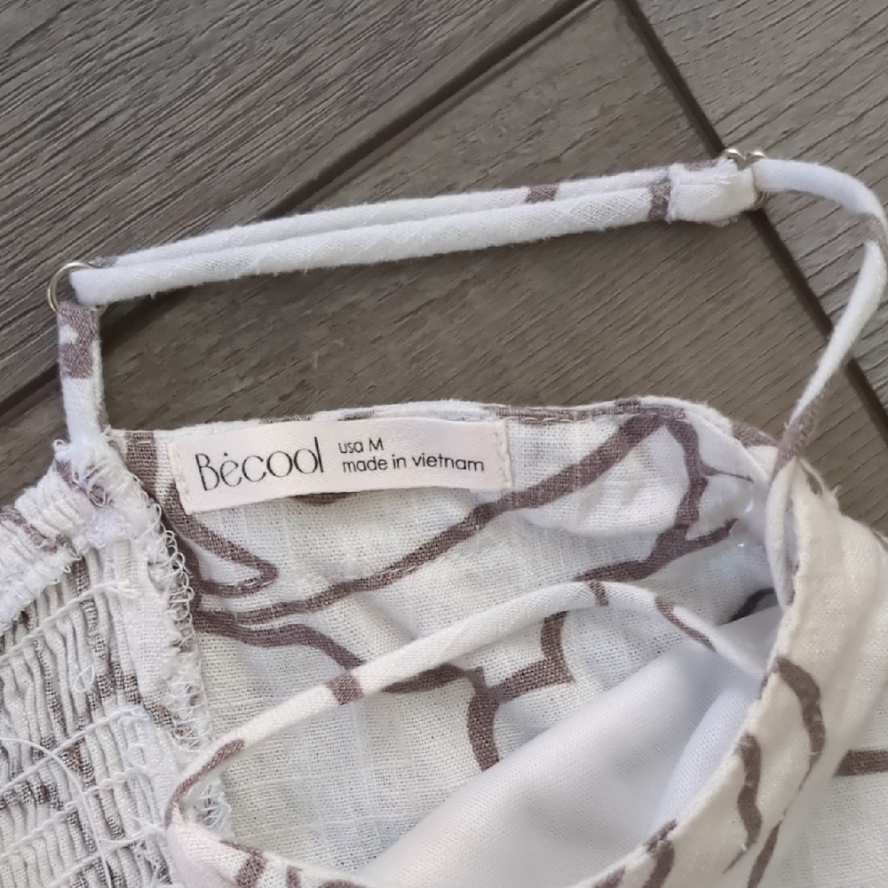 White and Brown Floral Dress With Button Detailing - Picture 3 of 11